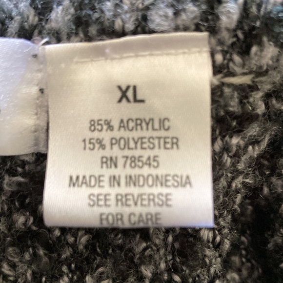 Sweater Vest Bundle - Picture 12 of 13